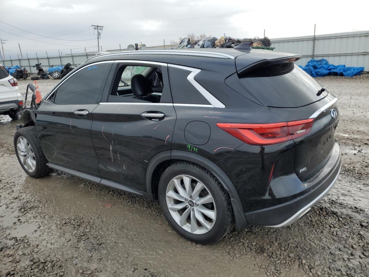 2019 INFINITI QX50 ESSEN - Image 2