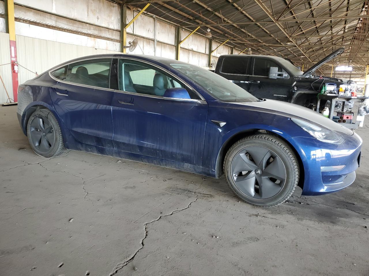 2019 TESLA MODEL 3 - Image 4