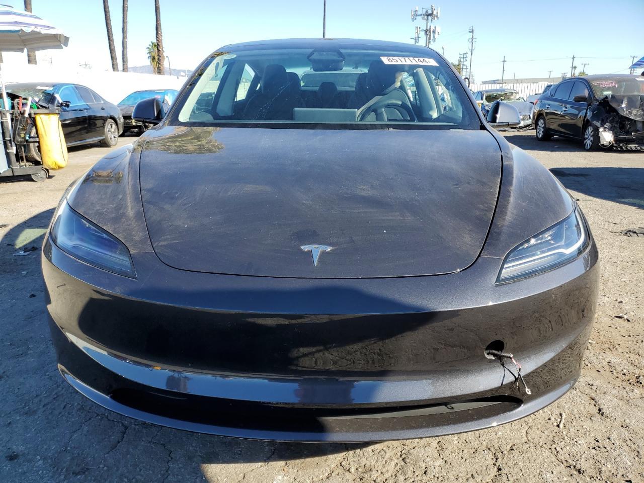 2024 TESLA MODEL 3 - Фото 5