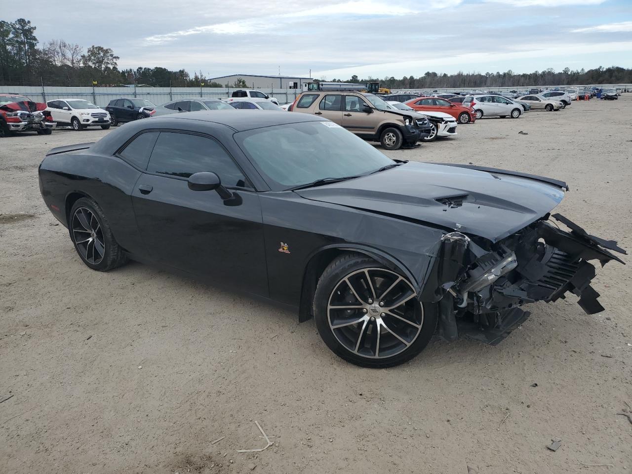 2017 DODGE CHALLENGER - Фото 4