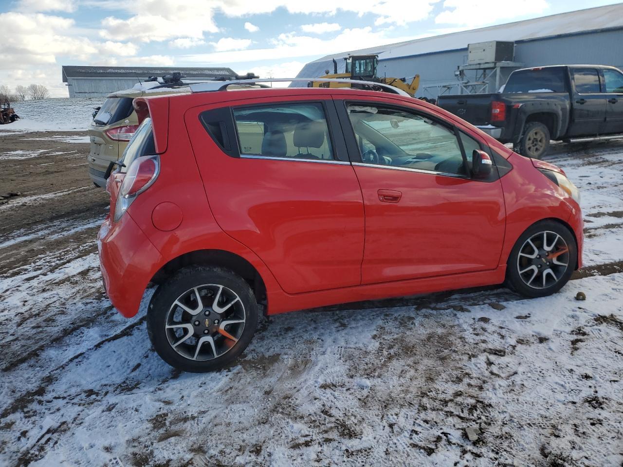 2015 CHEVROLET SPARK 2LT - Фото 3