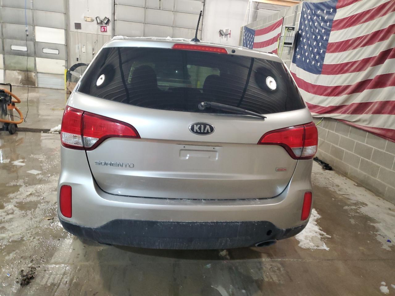 2014 KIA SORENTO LX - Фото 6