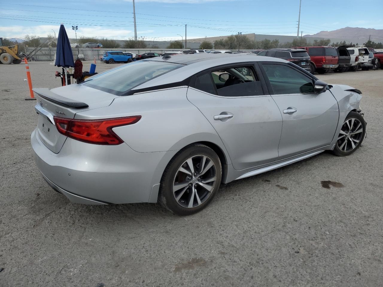 2016 NISSAN MAXIMA 3.5 - Фото 3