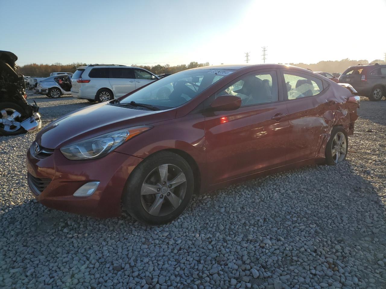 2013 HYUNDAI ELANTRA GL