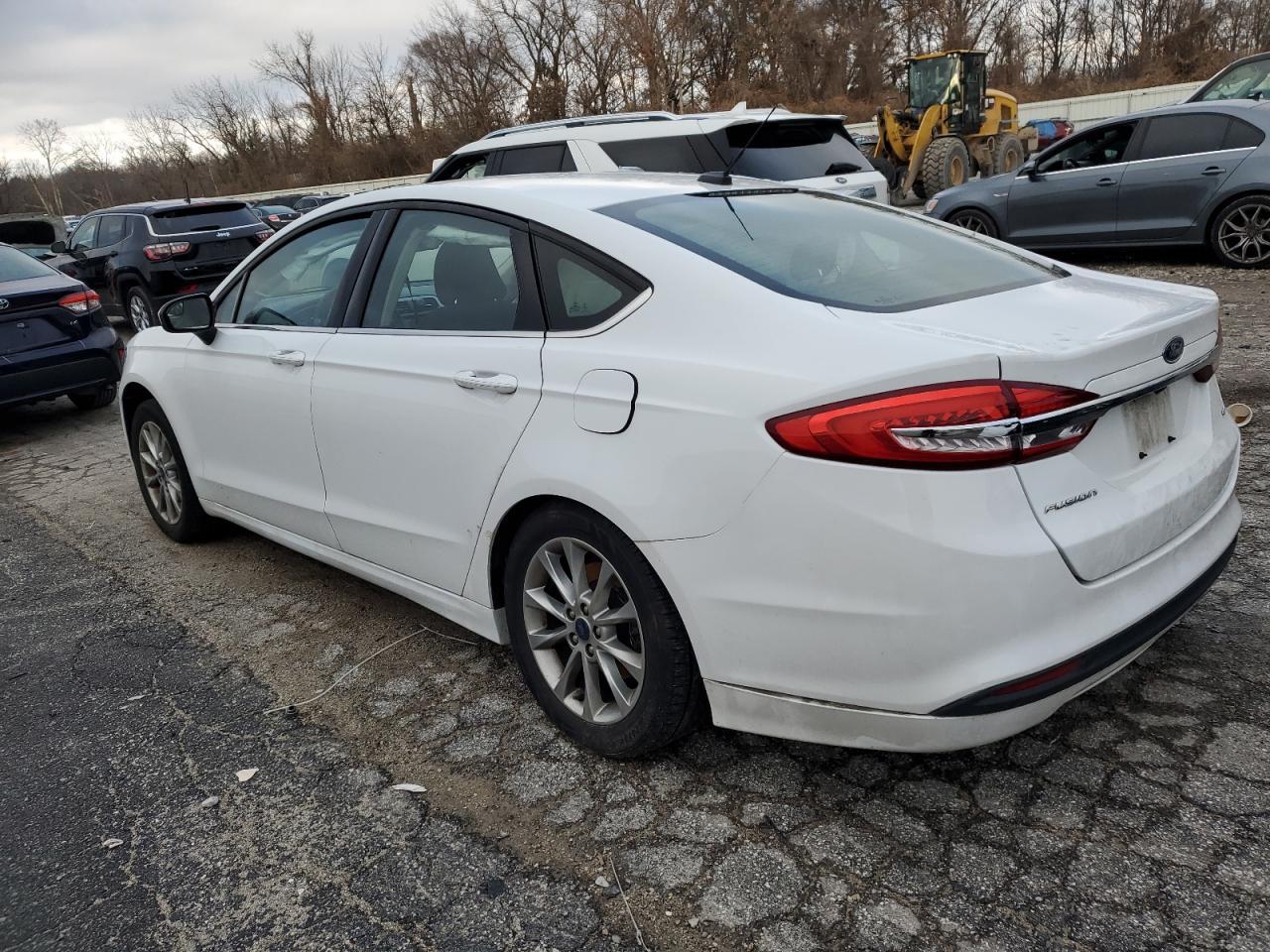 2017 FORD FUSION SE - Фото 2