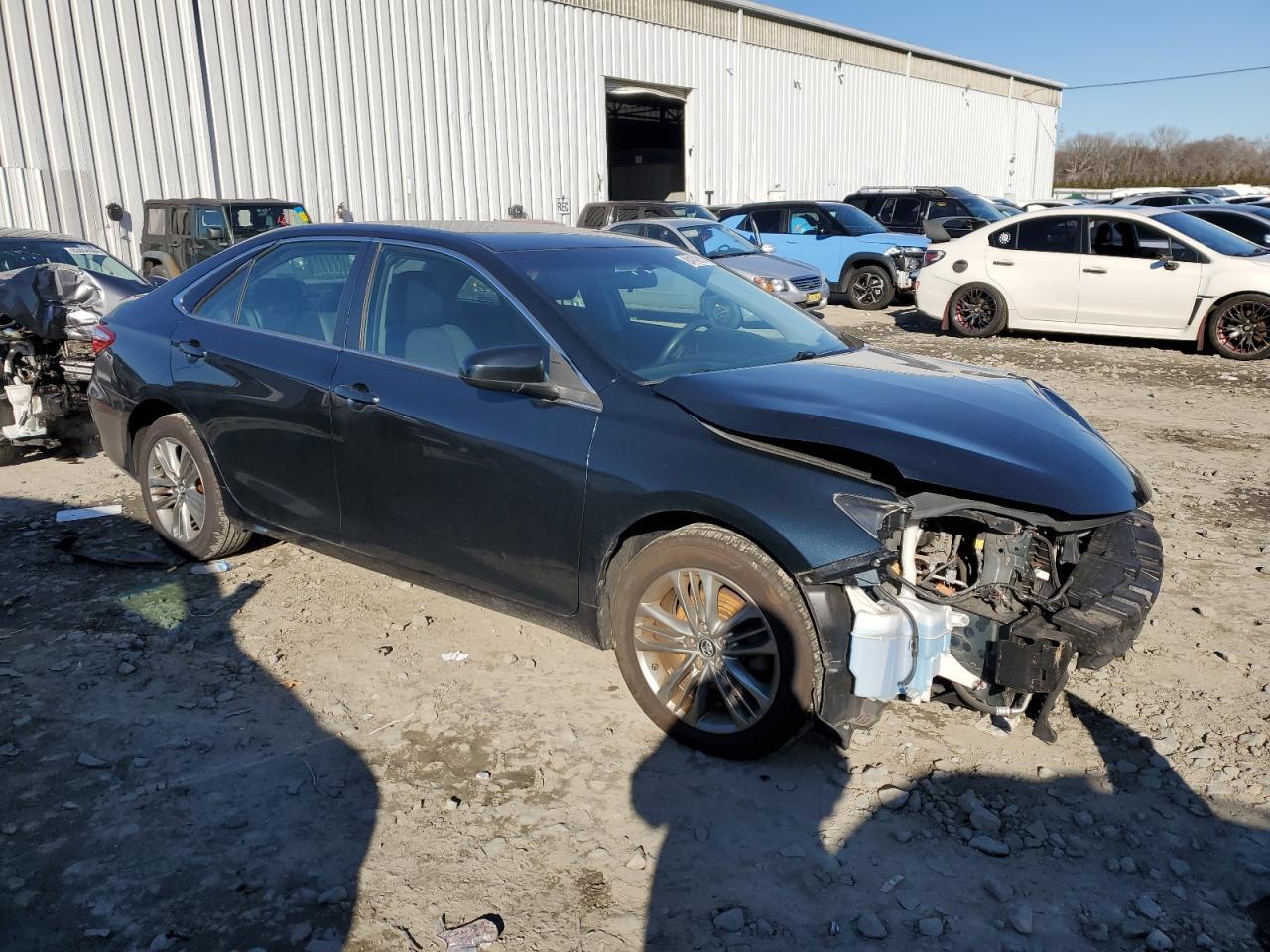 2017 TOYOTA CAMRY LE - Фото 4