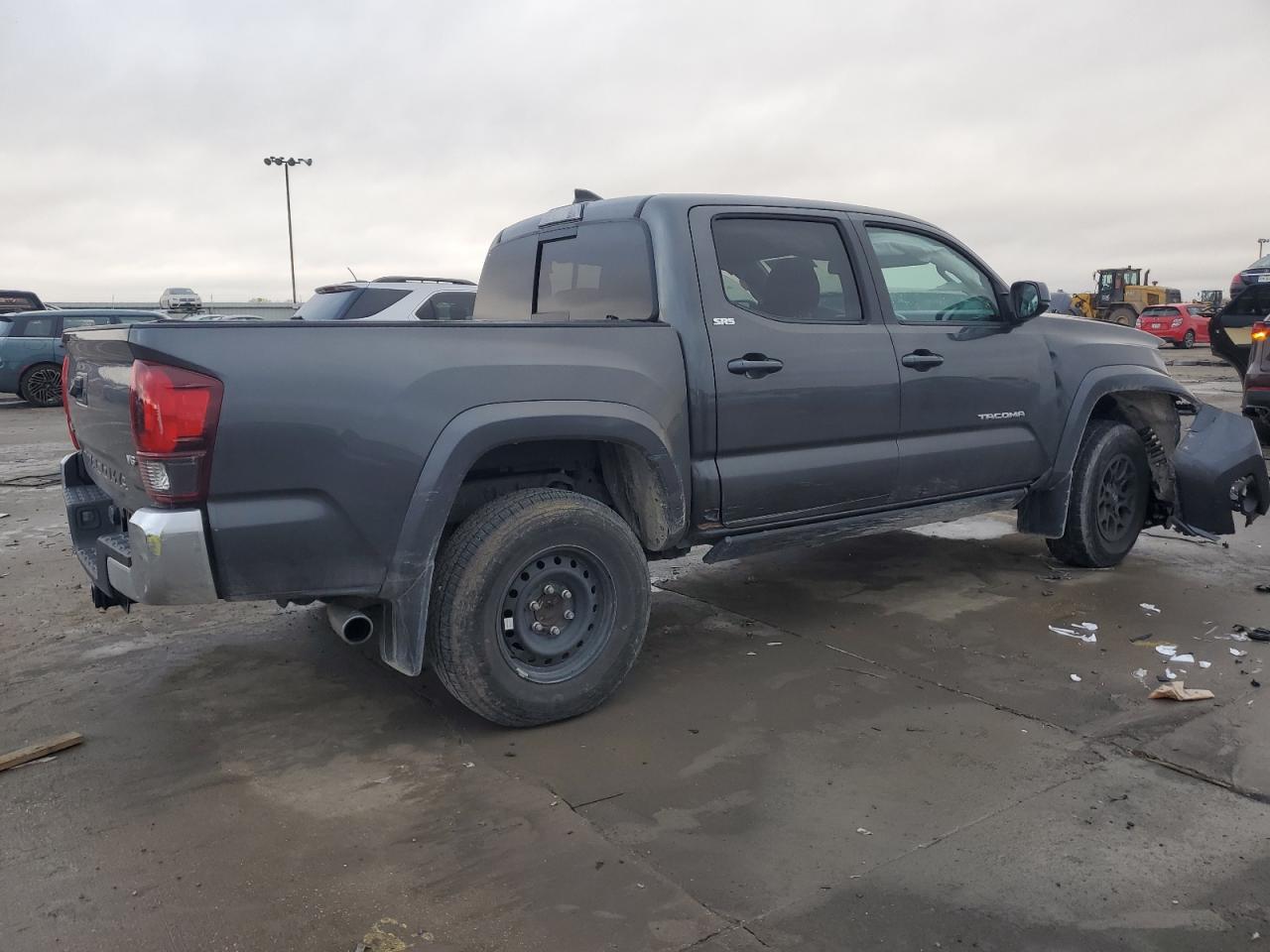 2018 TOYOTA TACOMA DOU - Image 3