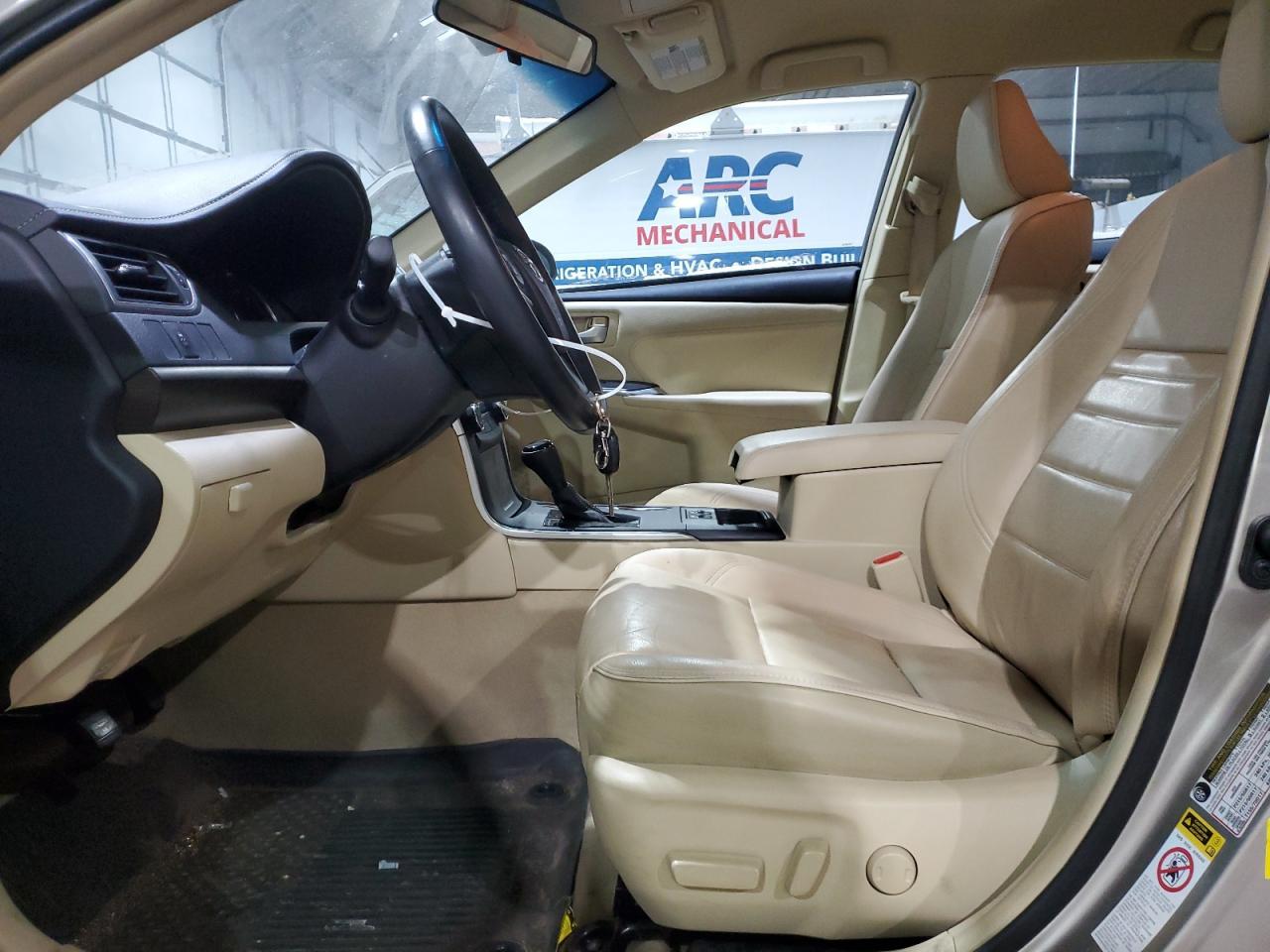 2017 TOYOTA CAMRY LE - Image 7