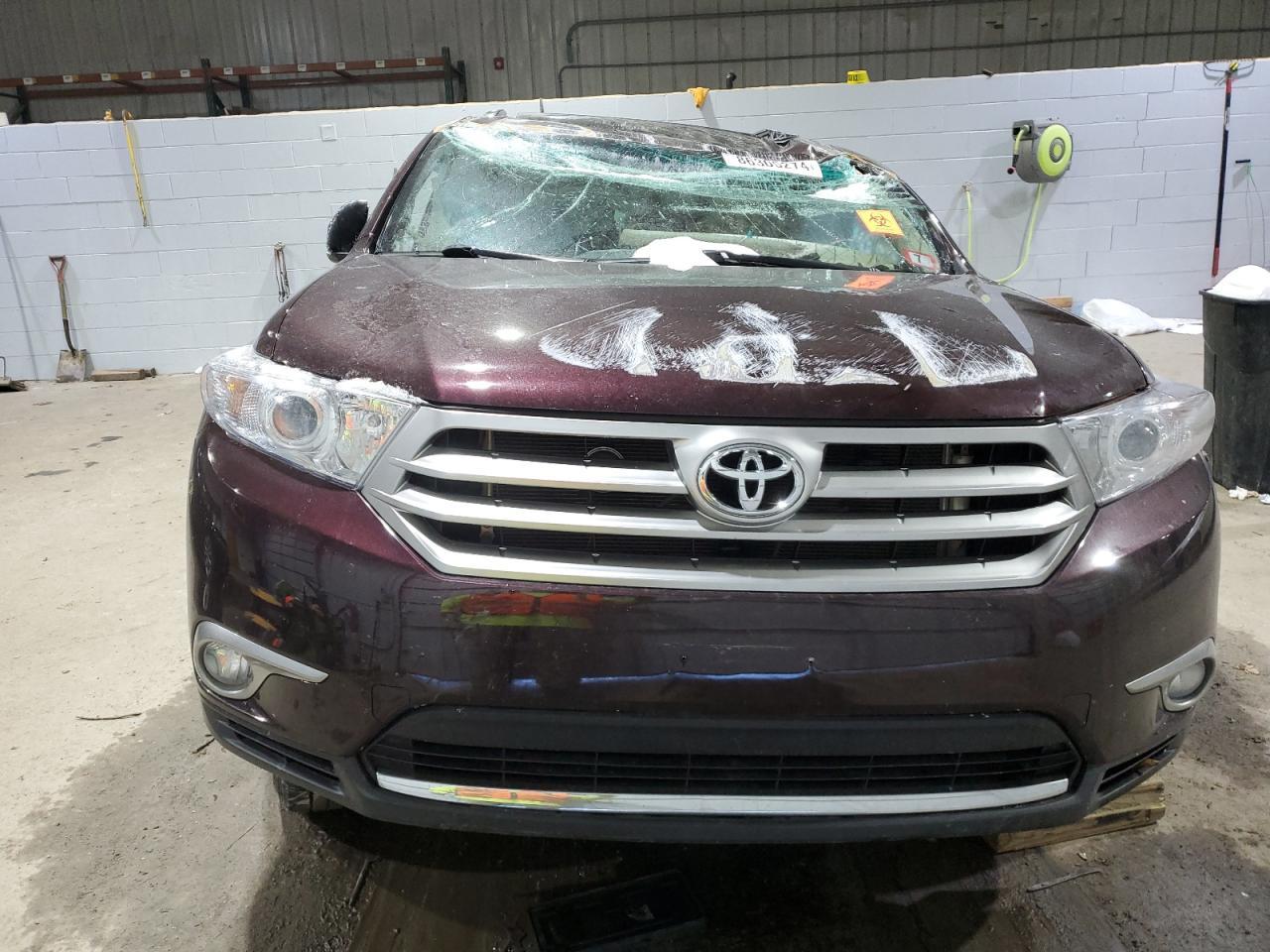2011 TOYOTA HIGHLANDER - Image 5