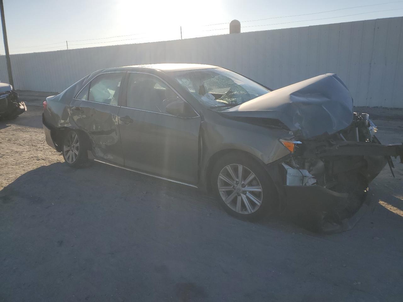 2014 TOYOTA CAMRY L - Фото 4