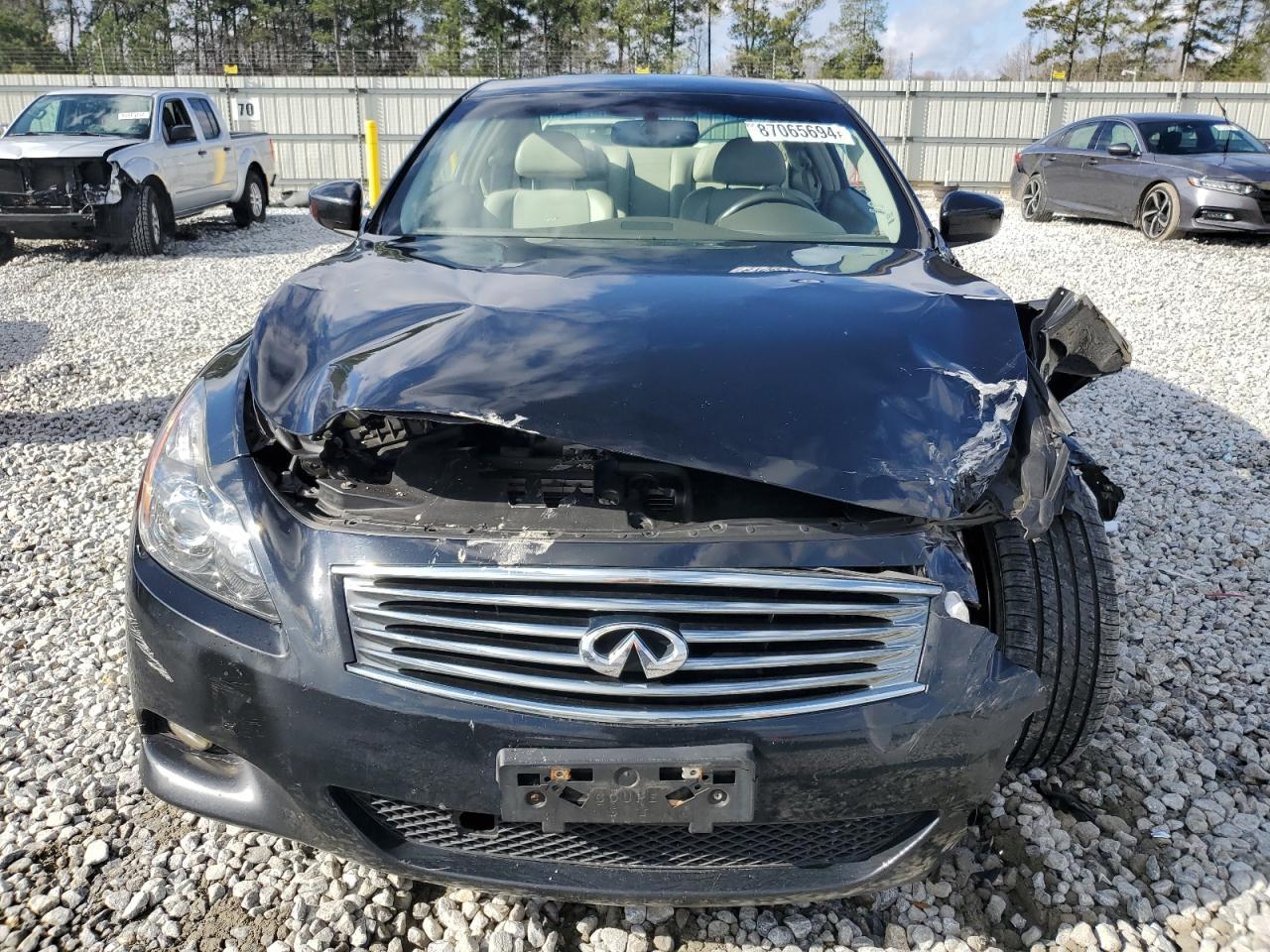 2012 INFINITI G37 - Image 5