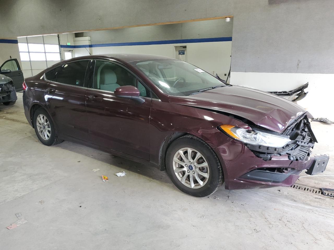 2017 FORD FUSION S - Фото 4