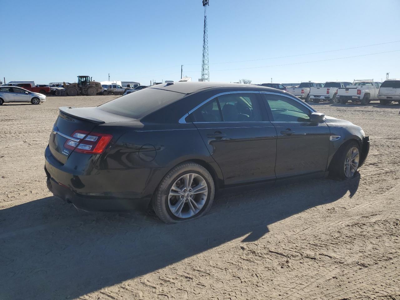 2014 FORD TAURUS SEL - Image 3