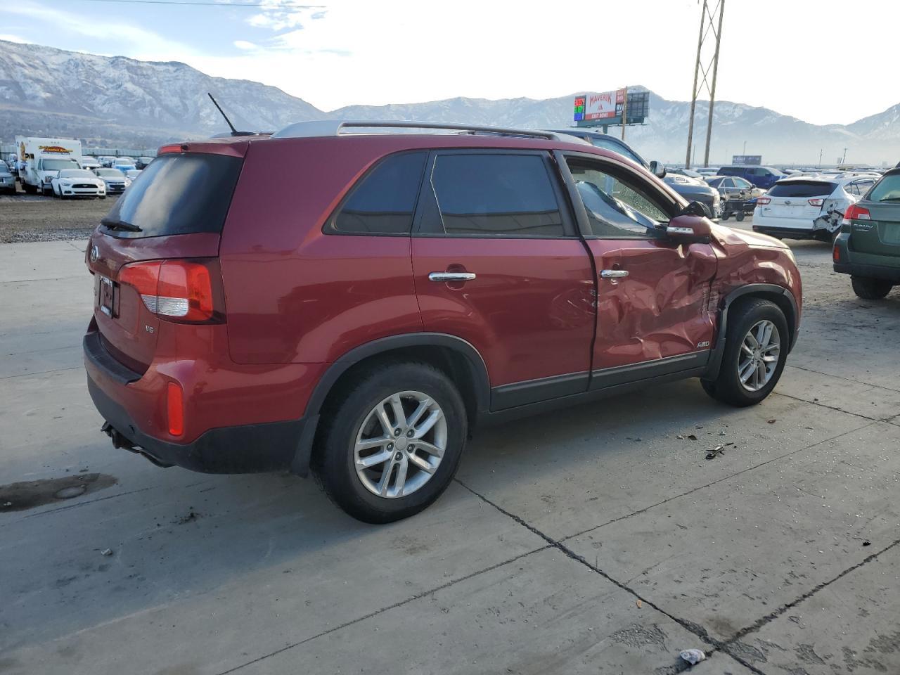 2015 KIA SORENTO LX - Image 3