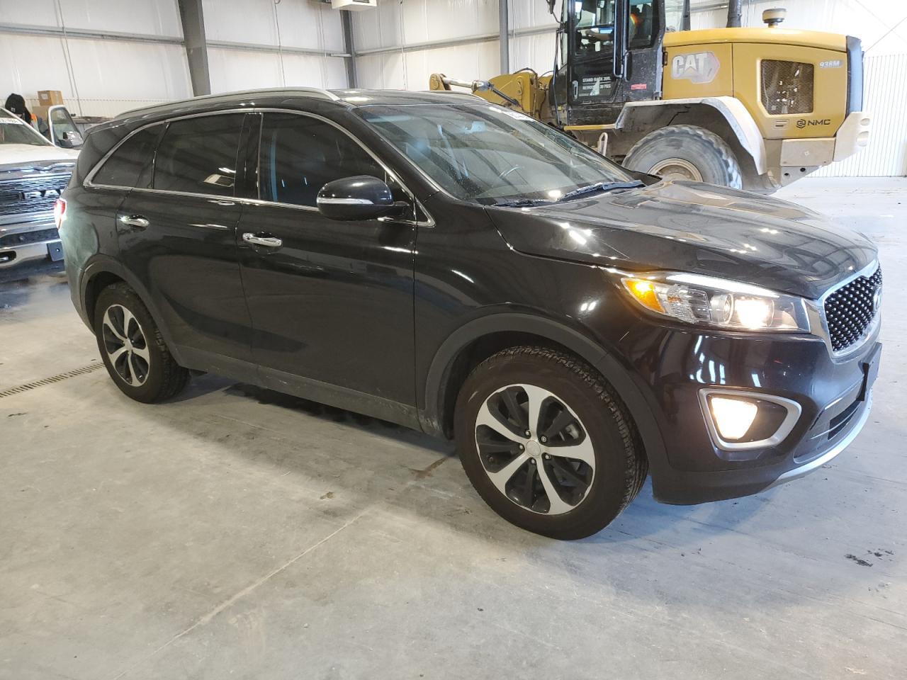 2016 KIA SORENTO EX - Image 4