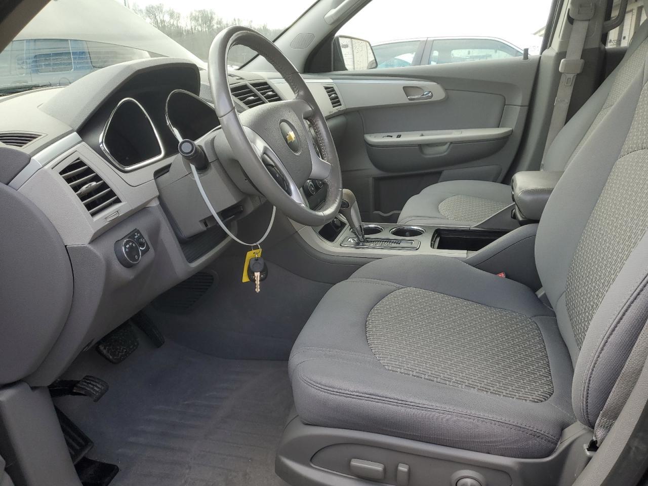 2012 CHEVROLET TRAVERSE L - Image 7