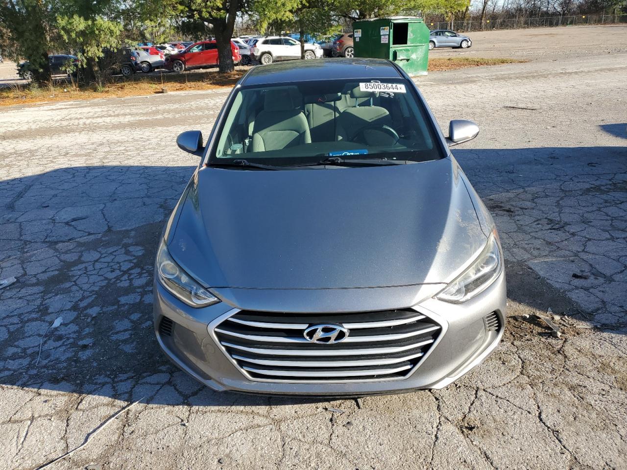 2018 HYUNDAI ELANTRA SE - Image 5