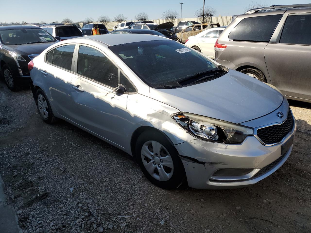 2015 KIA FORTE LX - Фото 4