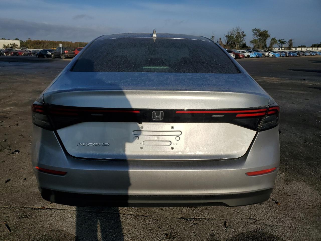 2024 HONDA ACCORD EX - Image 6