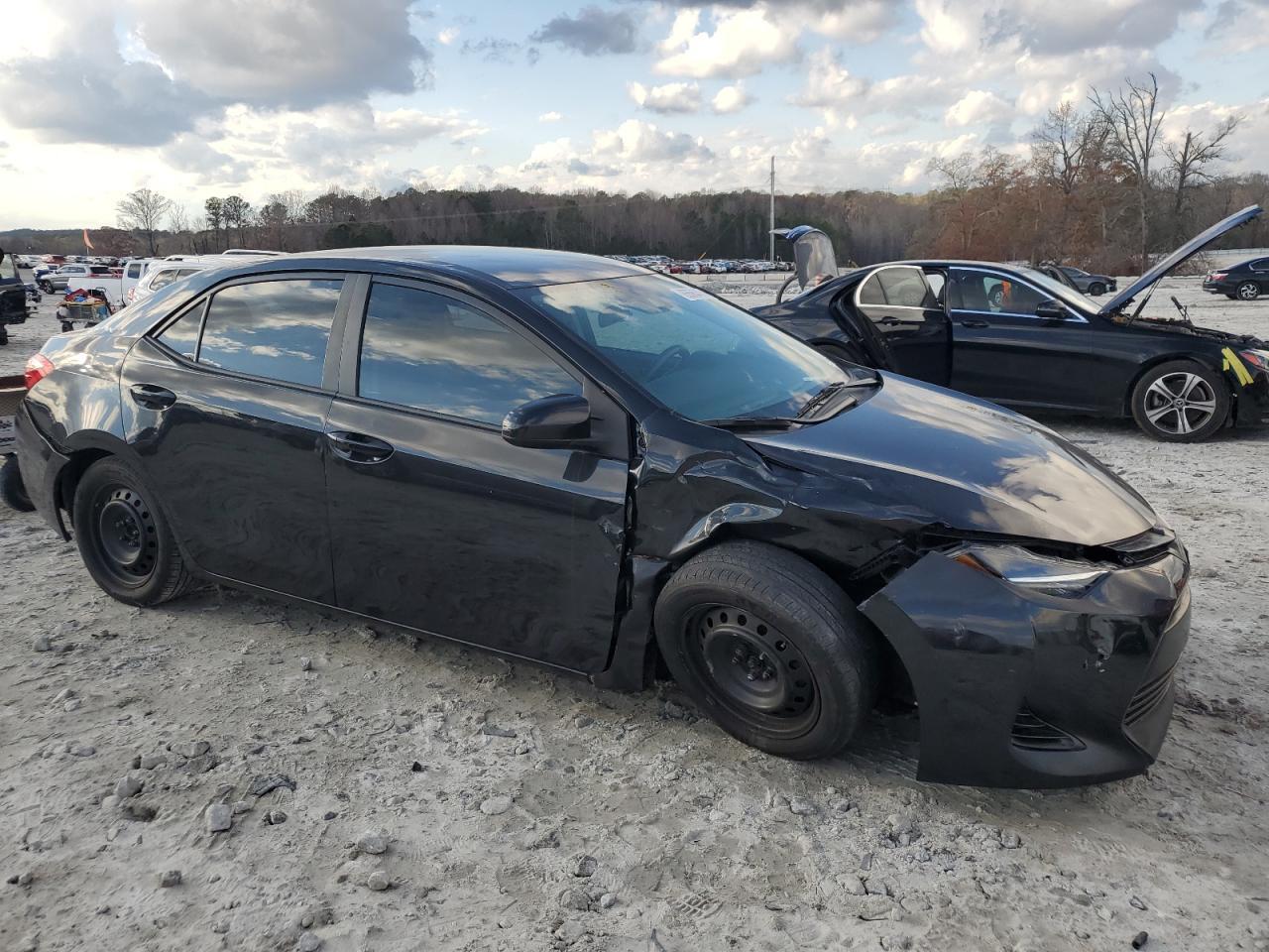 2019 TOYOTA COROLLA L - Фото 4
