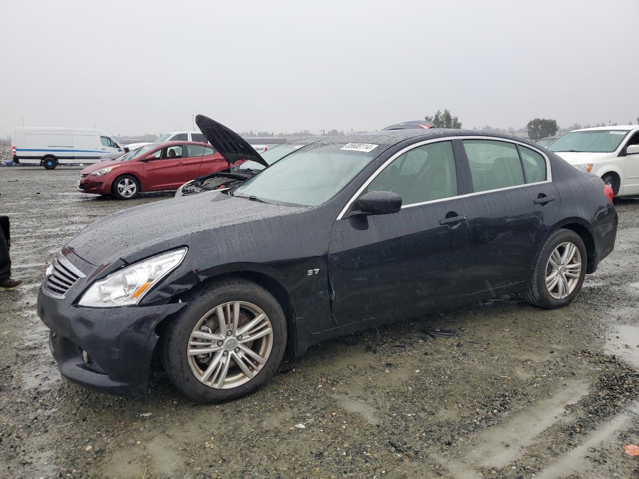 2012 INFINITI G37
