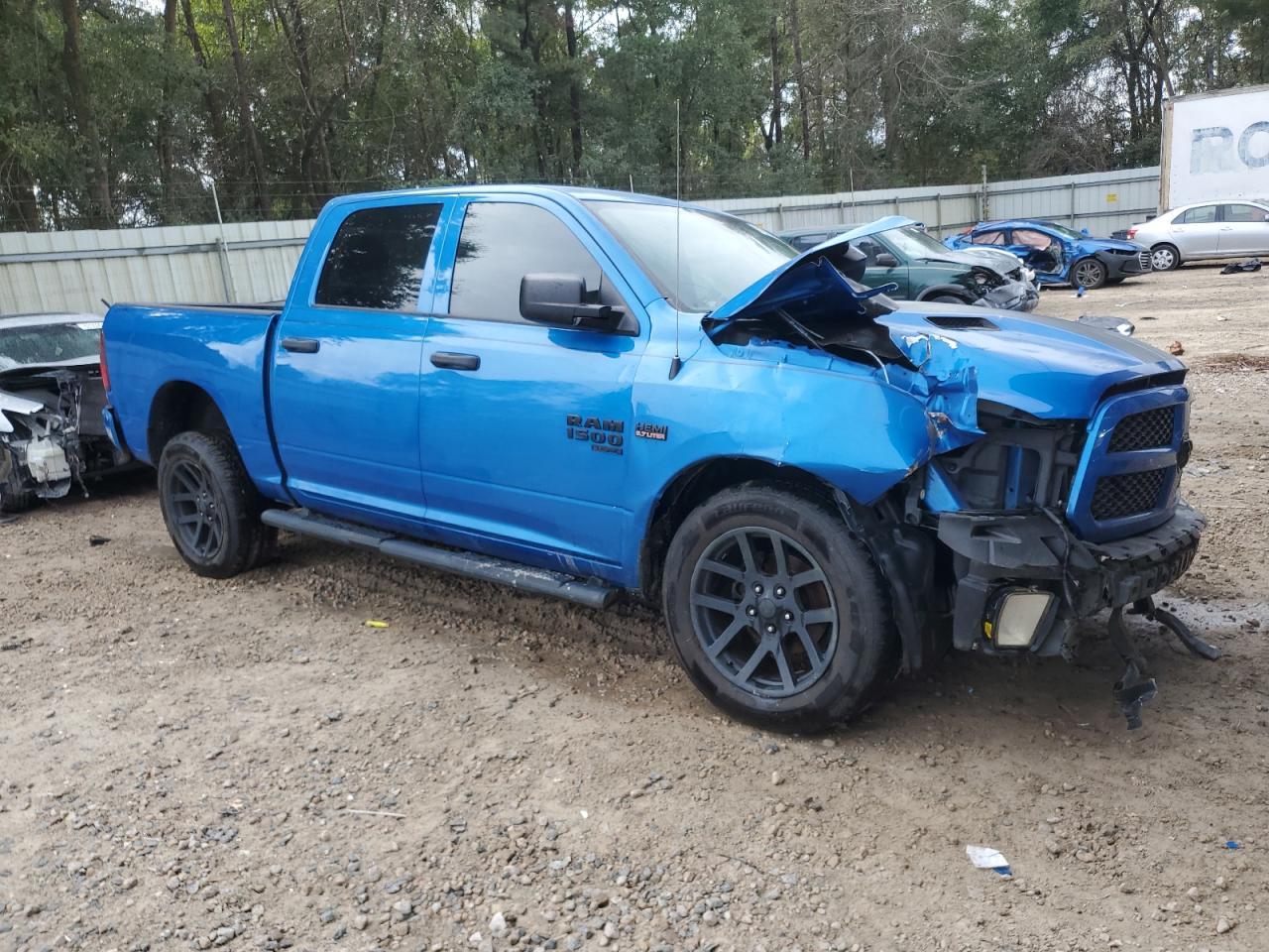 2019 RAM 1500 CLASS - Фото 4