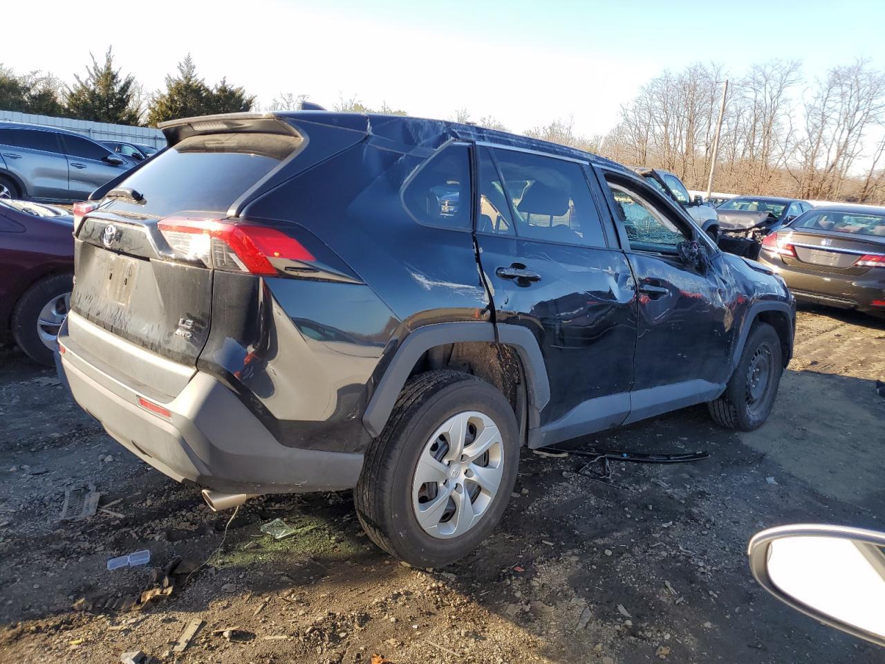 2021 TOYOTA RAV4 LE - Image 3