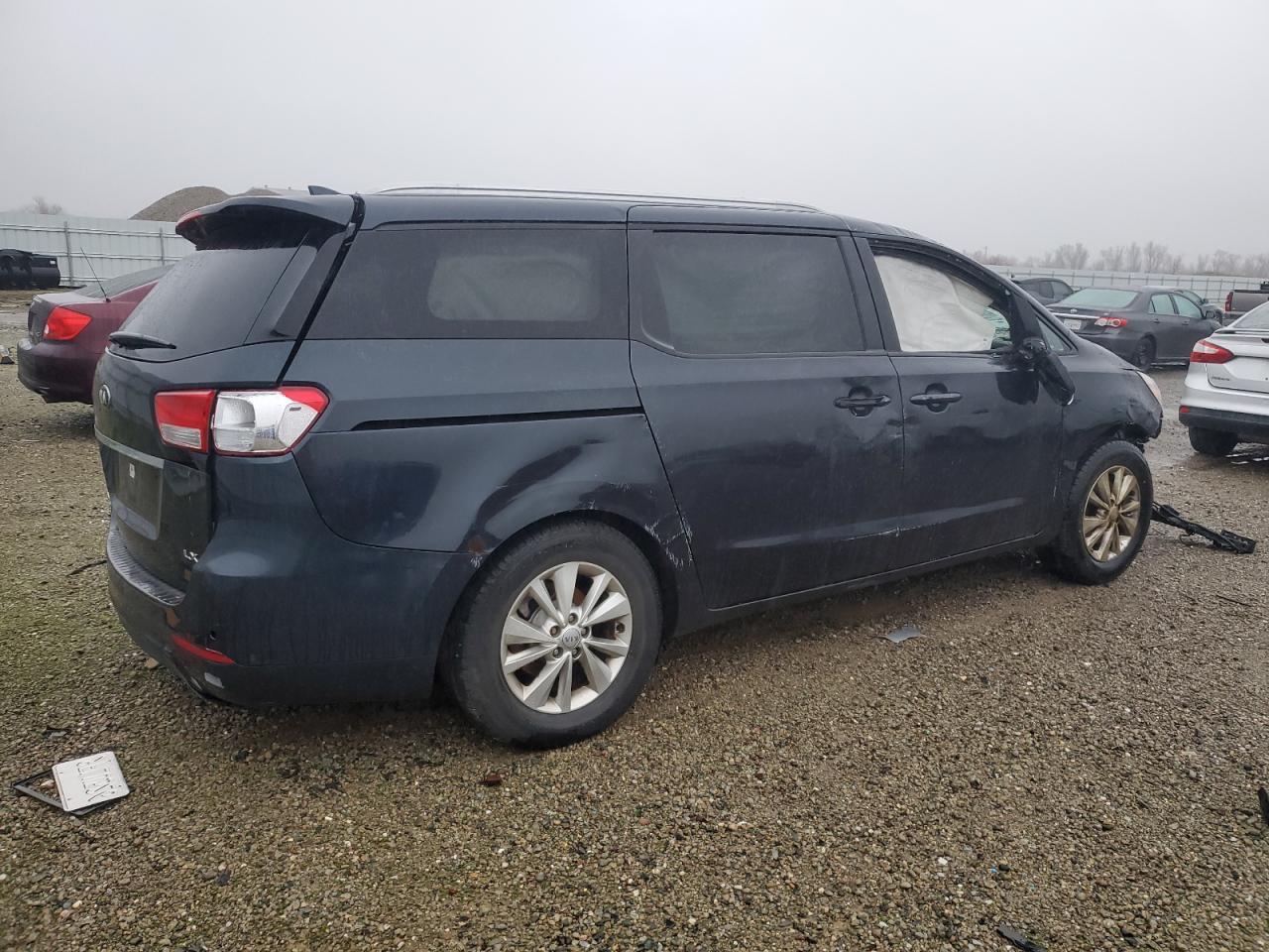 2016 KIA SEDONA LX - Фото 3