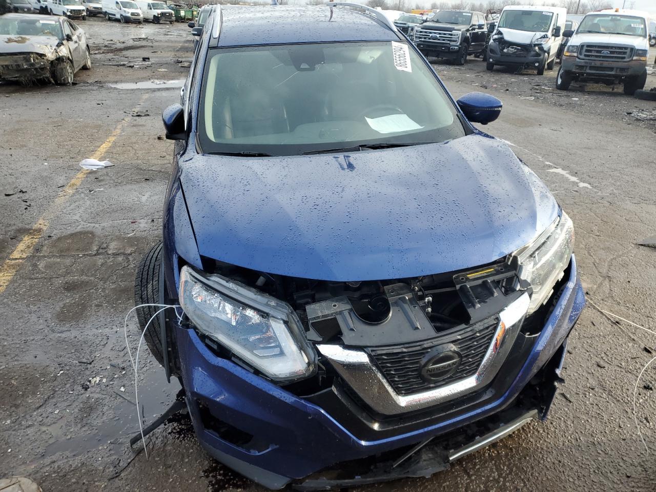 2018 NISSAN ROGUE S - Фото 5