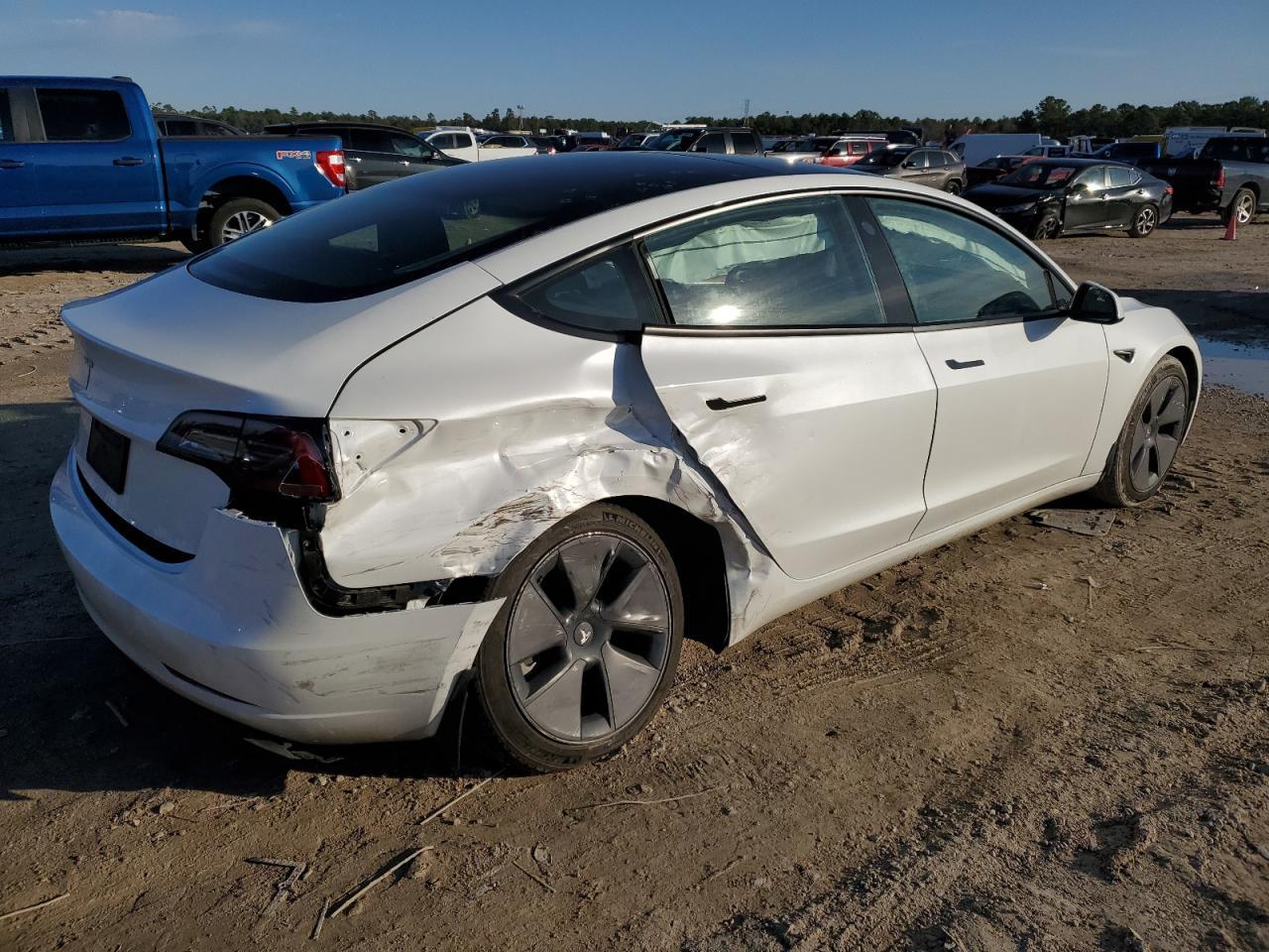 2023 TESLA MODEL 3 - Image 3