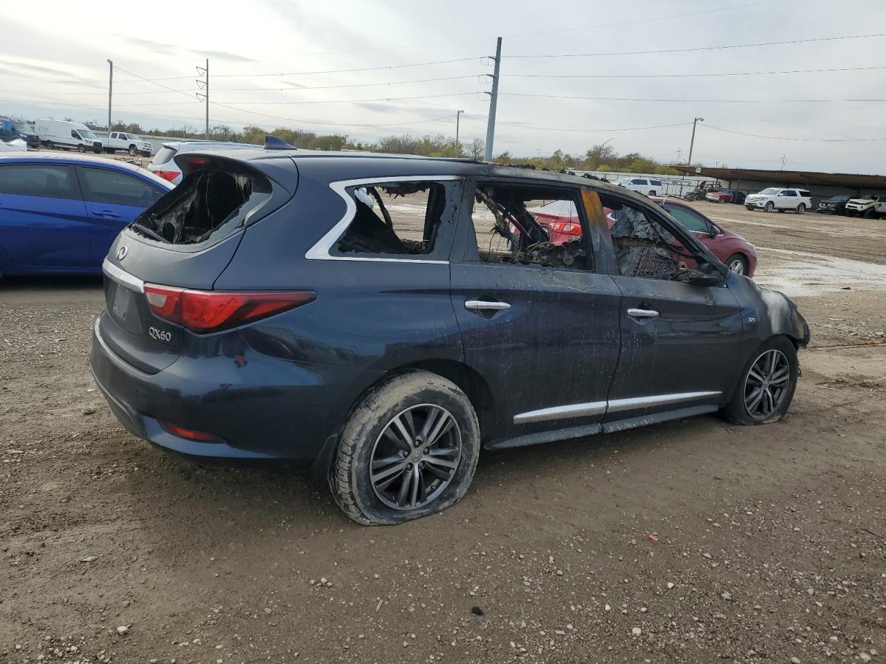 2017 INFINITI QX60 - Фото 3