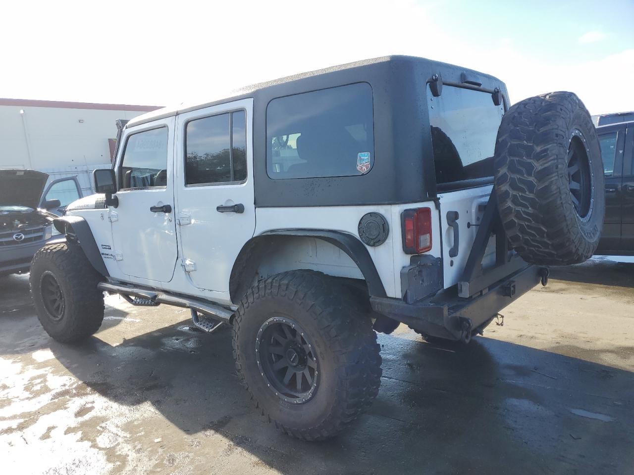 2012 JEEP WRANGLER U - Фото 2