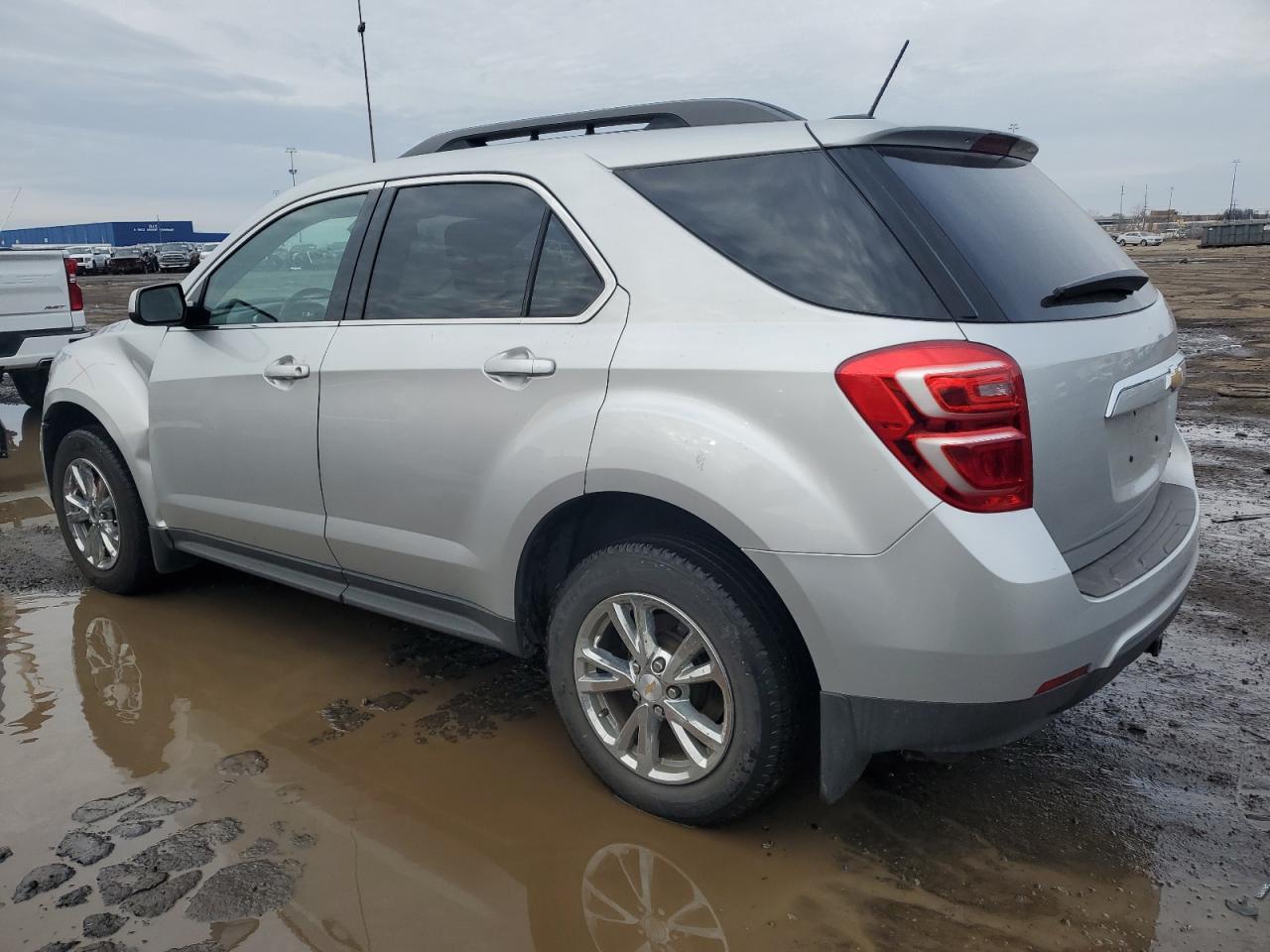 2016 CHEVROLET EQUINOX LT - Image 2