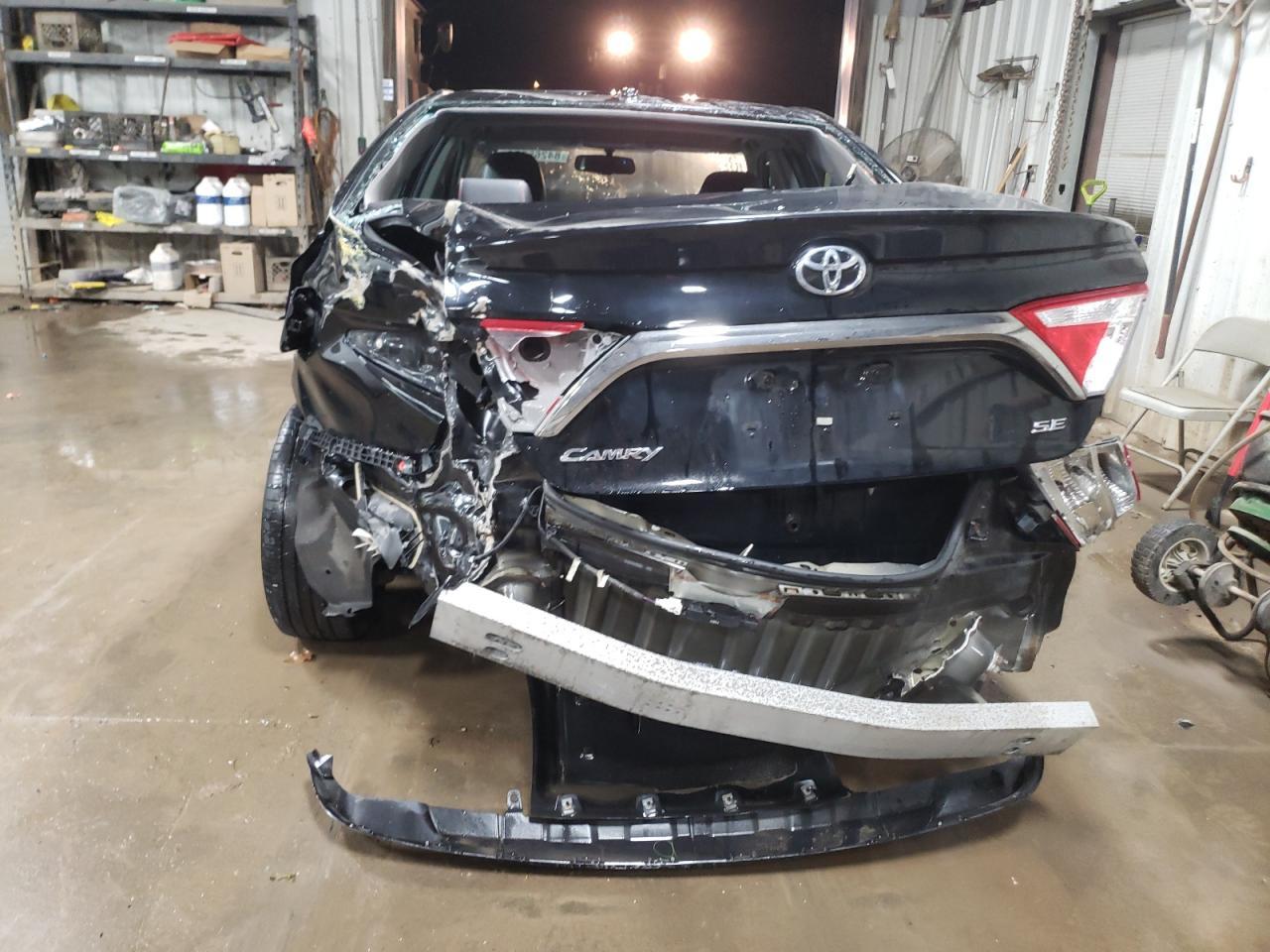 2016 TOYOTA CAMRY LE - Фото 6