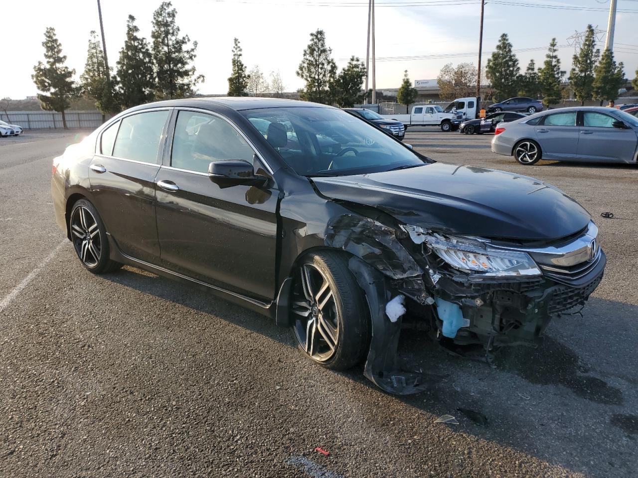 2016 HONDA ACCORD TOU - Image 4