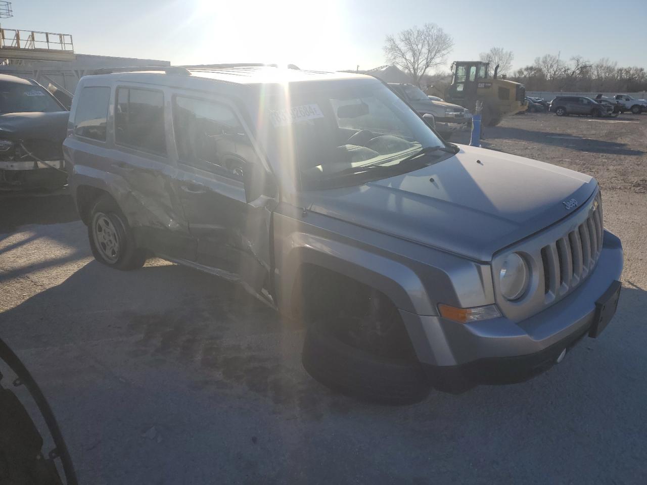 2017 JEEP PATRIOT SP - Image 4