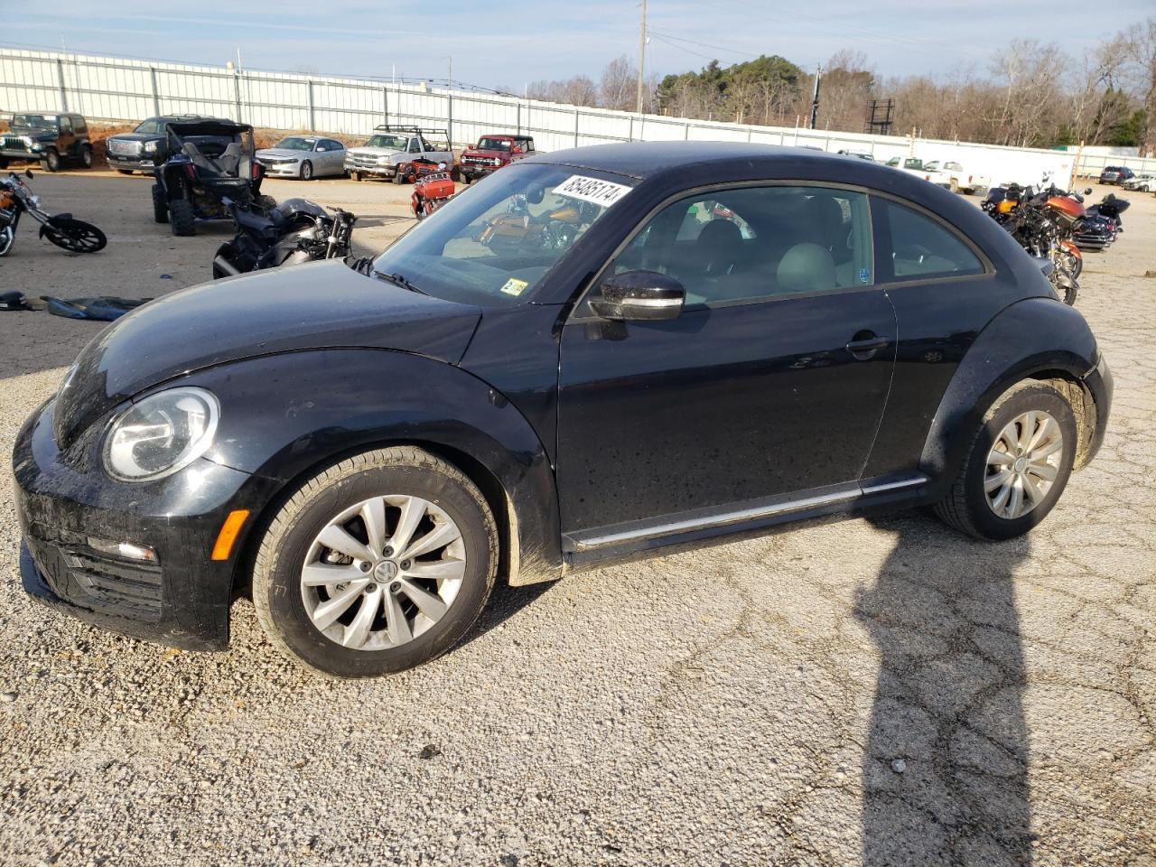 2019 VOLKSWAGEN BEETLE S