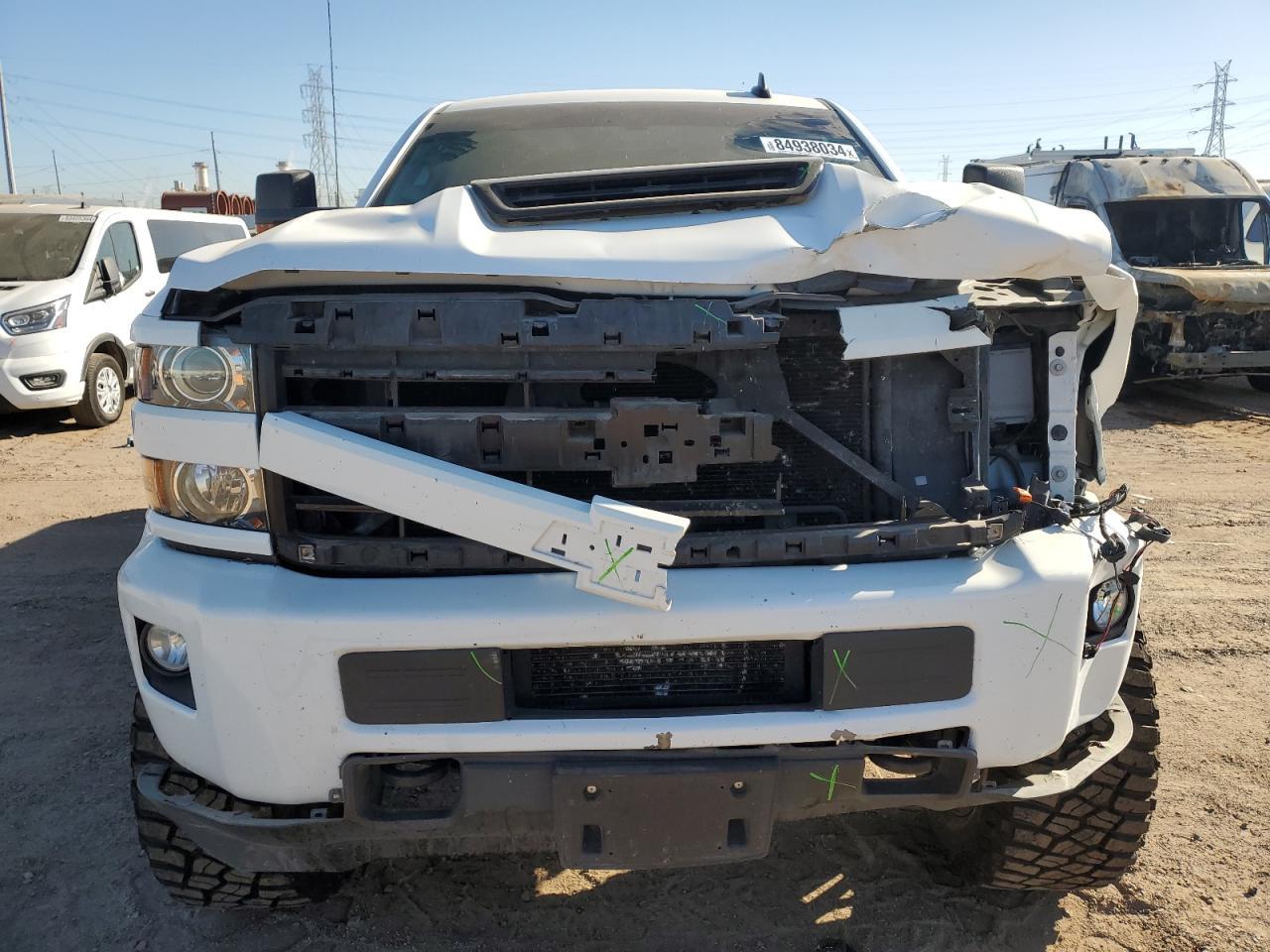 2019 CHEVROLET SILVERADO - Фото 5