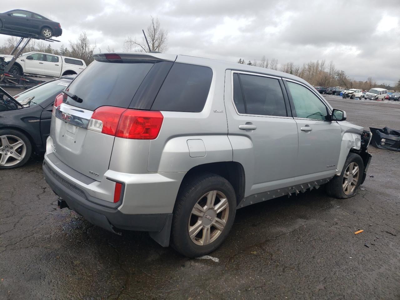 2016 GMC TERRAIN SL - Фото 3