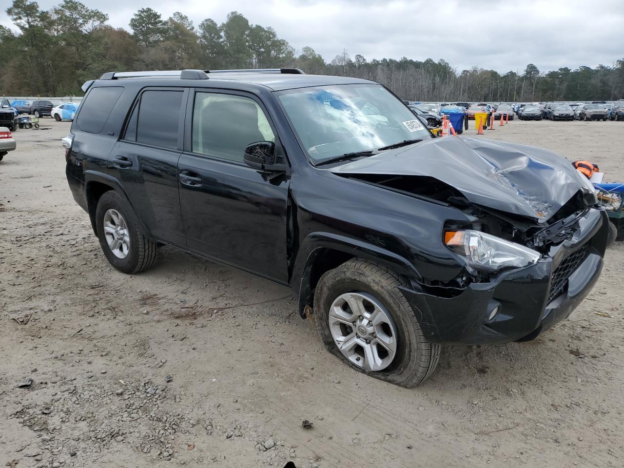 2019 TOYOTA 4RUNNER SR - Фото 4