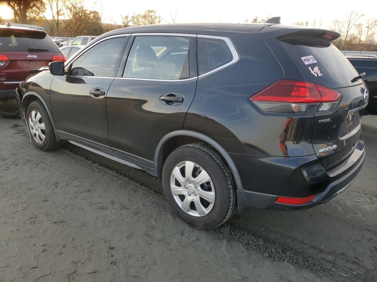 2018 NISSAN ROGUE S - Фото 2