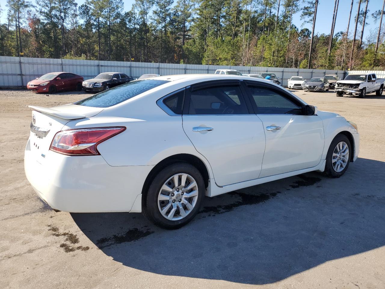2013 NISSAN ALTIMA 2.5 - Фото 3