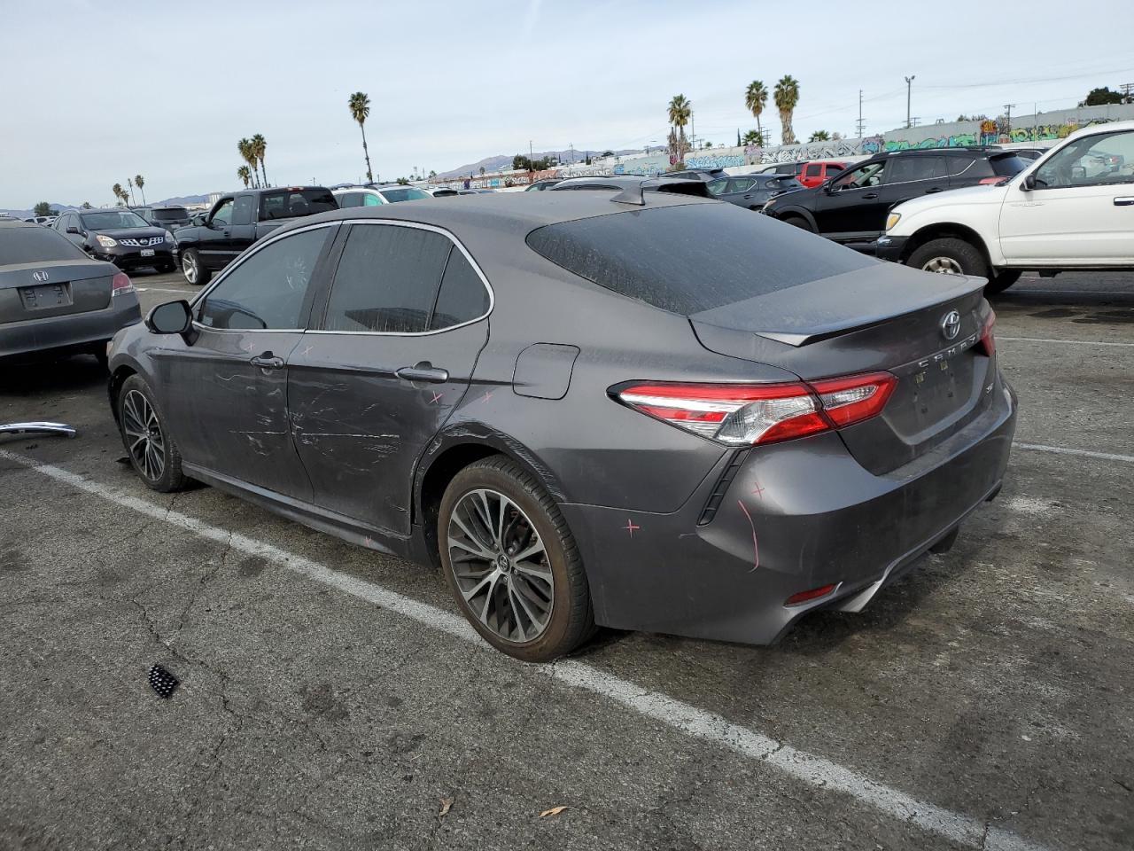 2020 TOYOTA CAMRY SE - Image 2