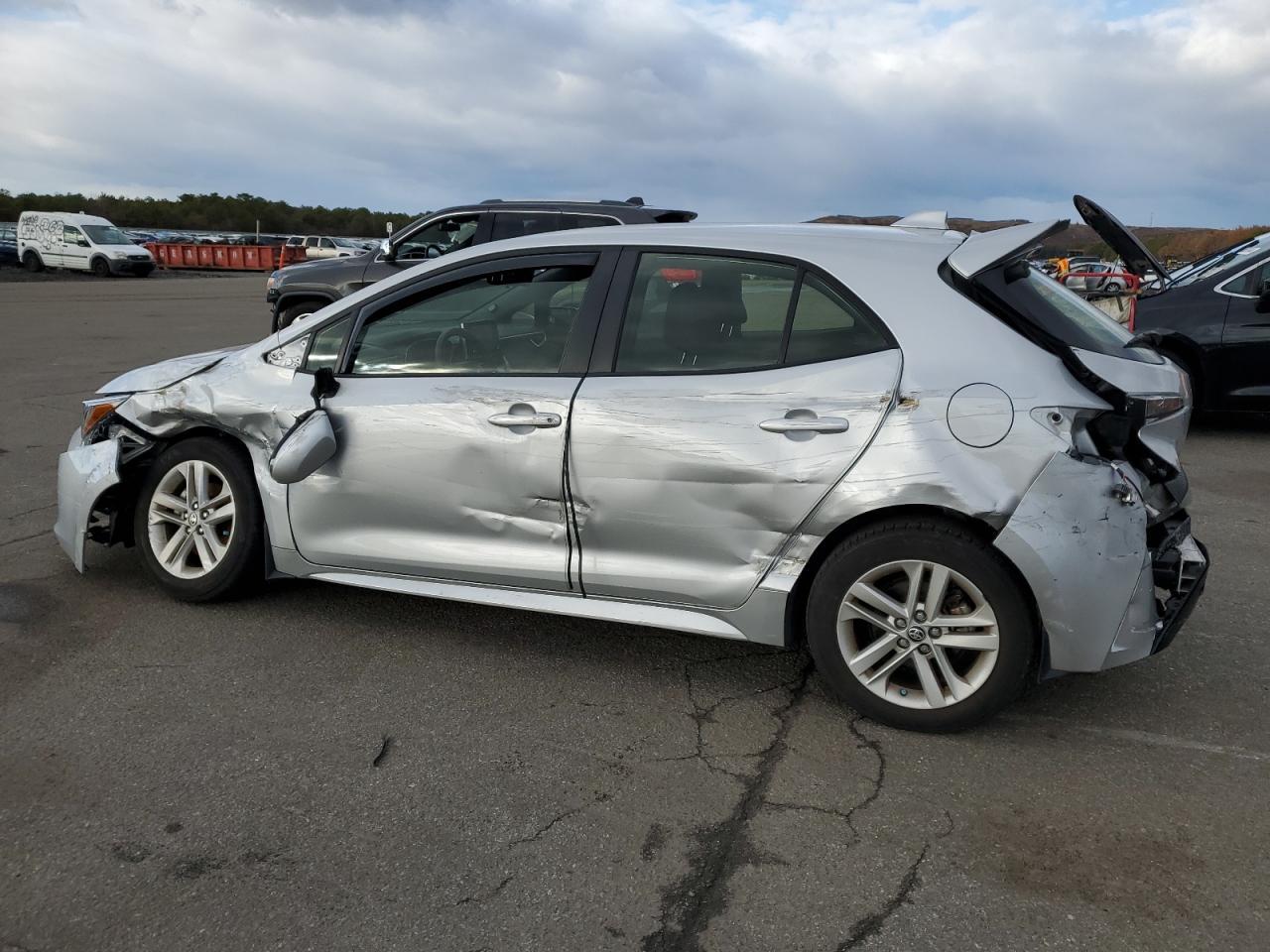2022 TOYOTA COROLLA SE - Фото 2