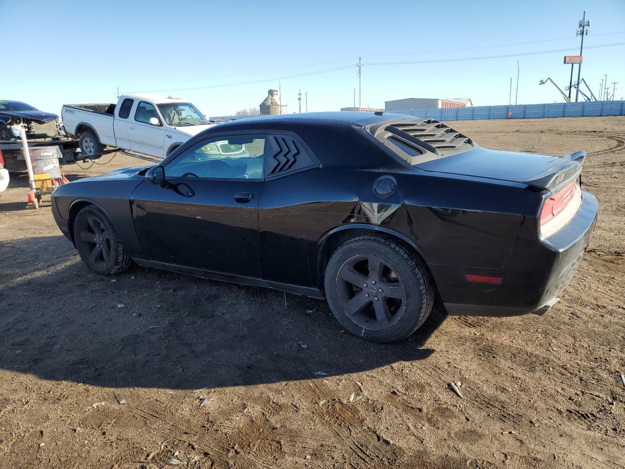 2013 DODGE CHALLENGER - Image 2