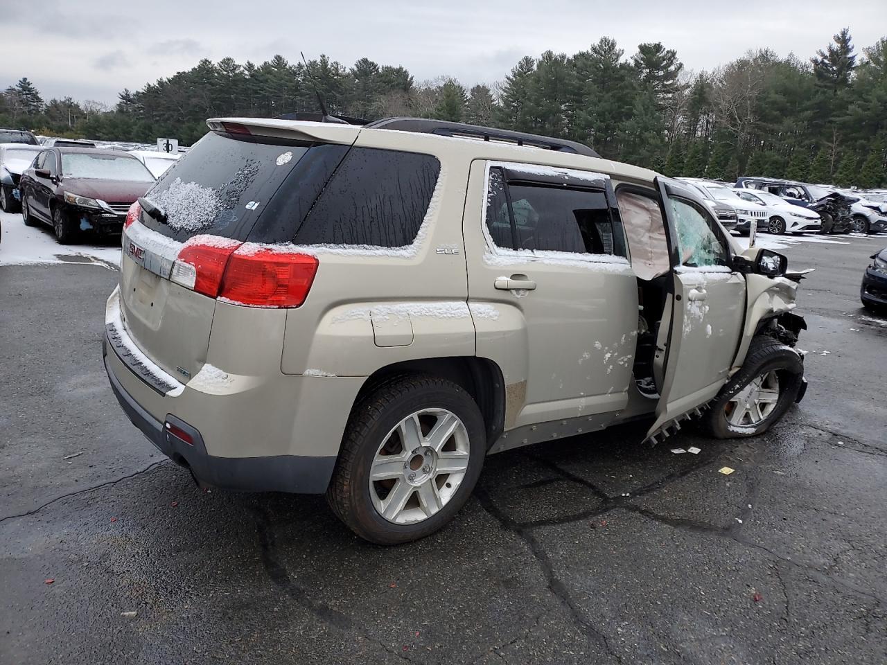 2012 GMC TERRAIN SL - Image 3