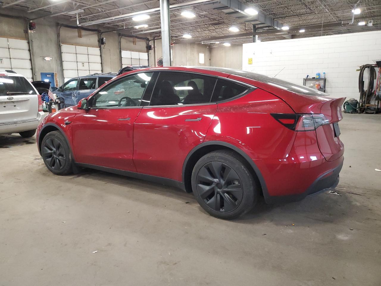2024 TESLA MODEL Y - Image 2