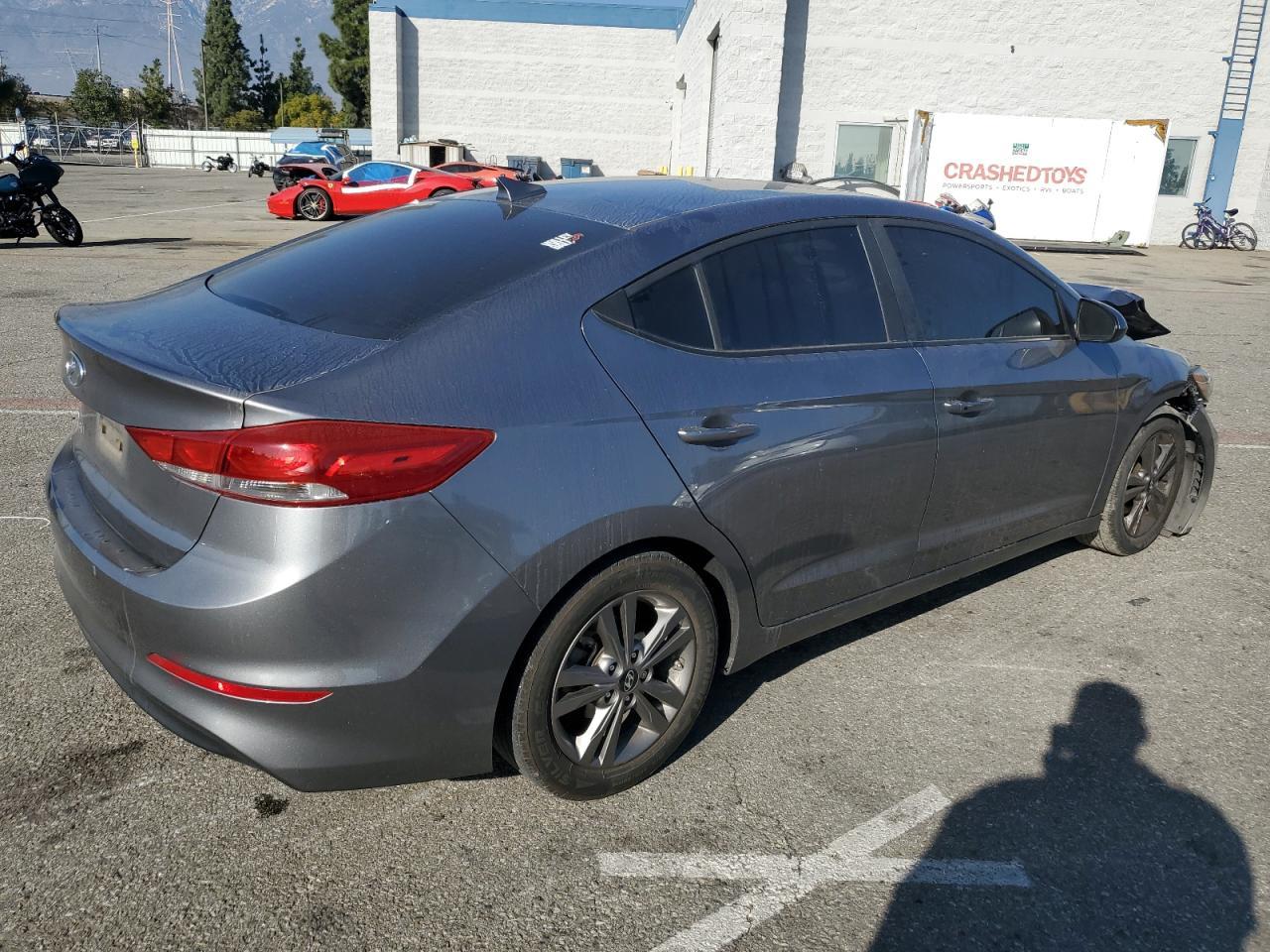 2018 HYUNDAI ELANTRA SE - Image 3