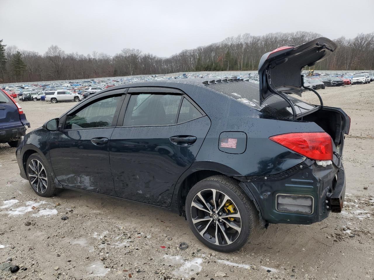 2018 TOYOTA COROLLA L - Image 2