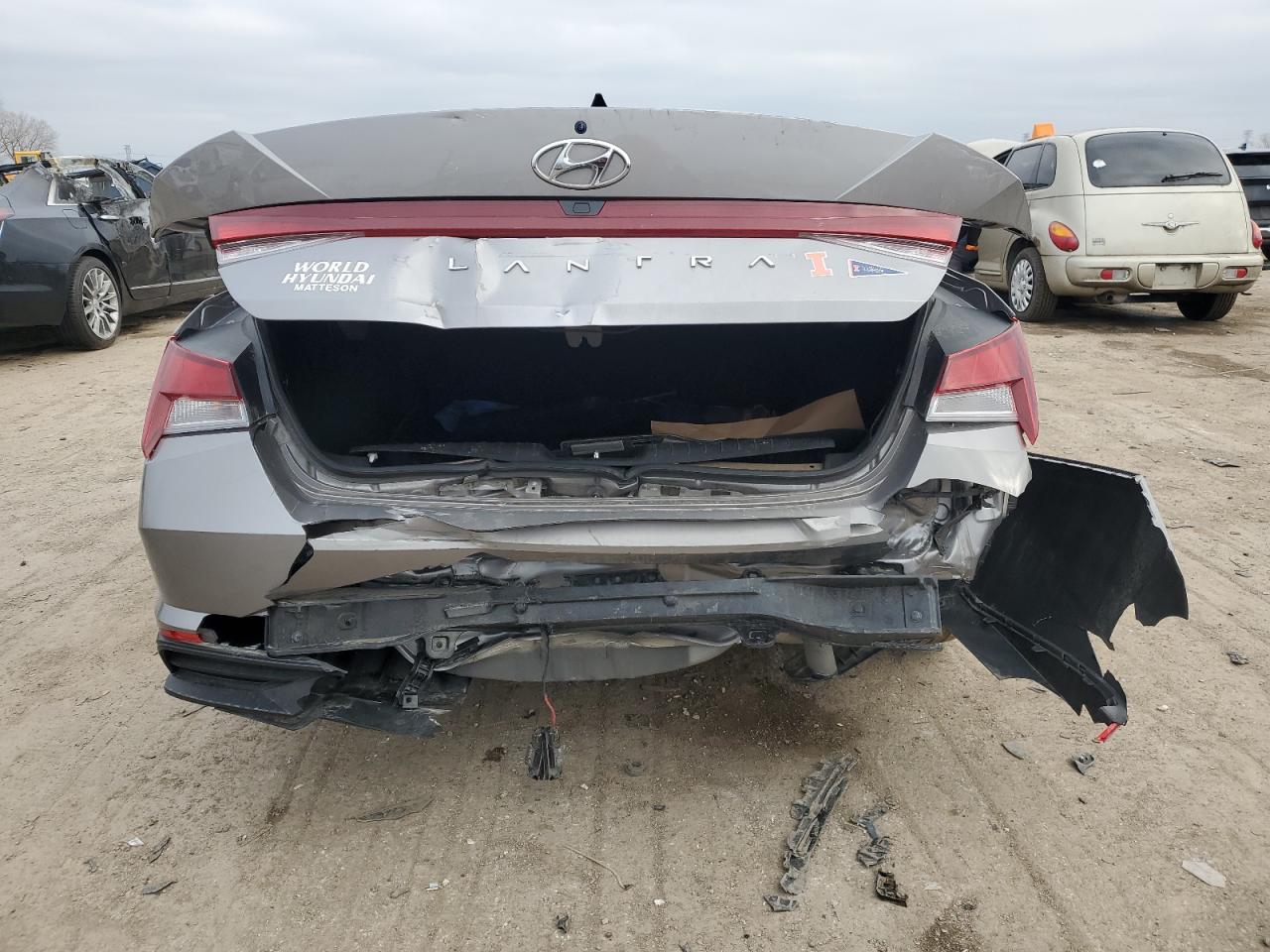 2023 HYUNDAI ELANTRA SE - Image 6